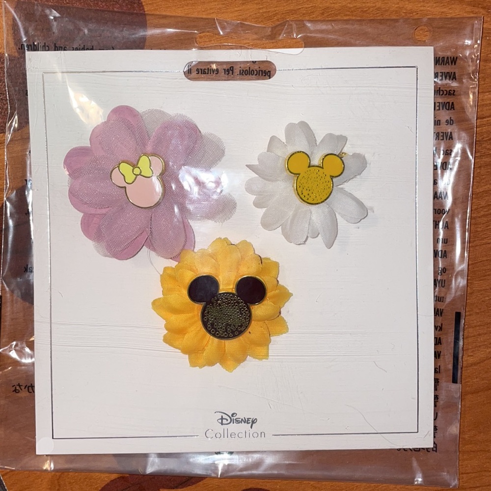 Set of THREE Disney Mickey & Minnie floral fabric & metal pins new